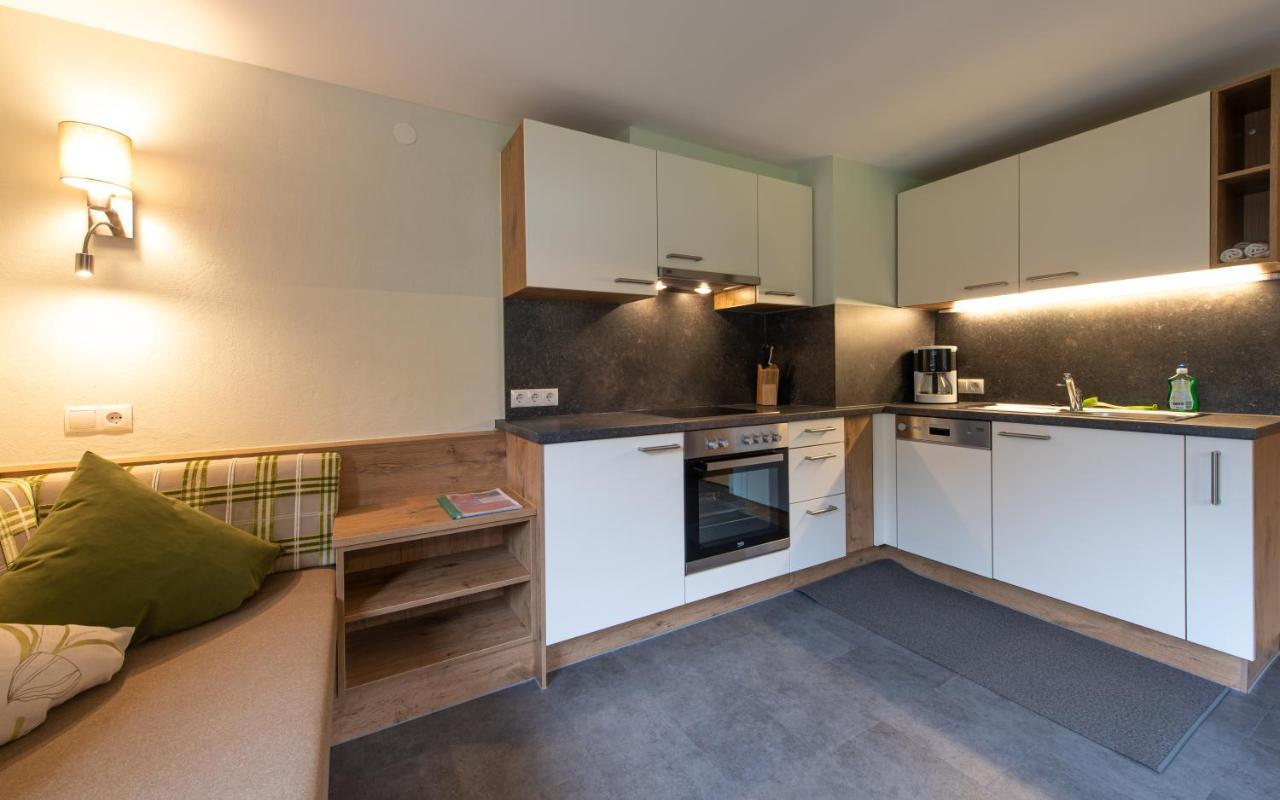 Haus Brigitta Lägenhet Tux Exteriör bild